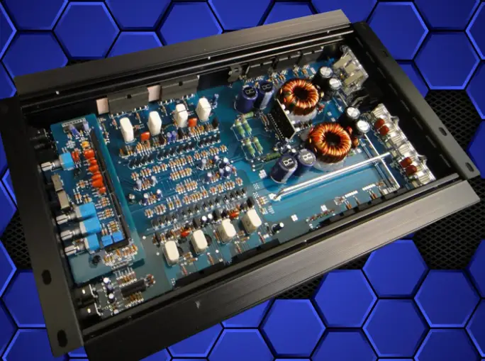 DC Audio DC Audio 90.4 4-Channel Amplifier - Car Audio