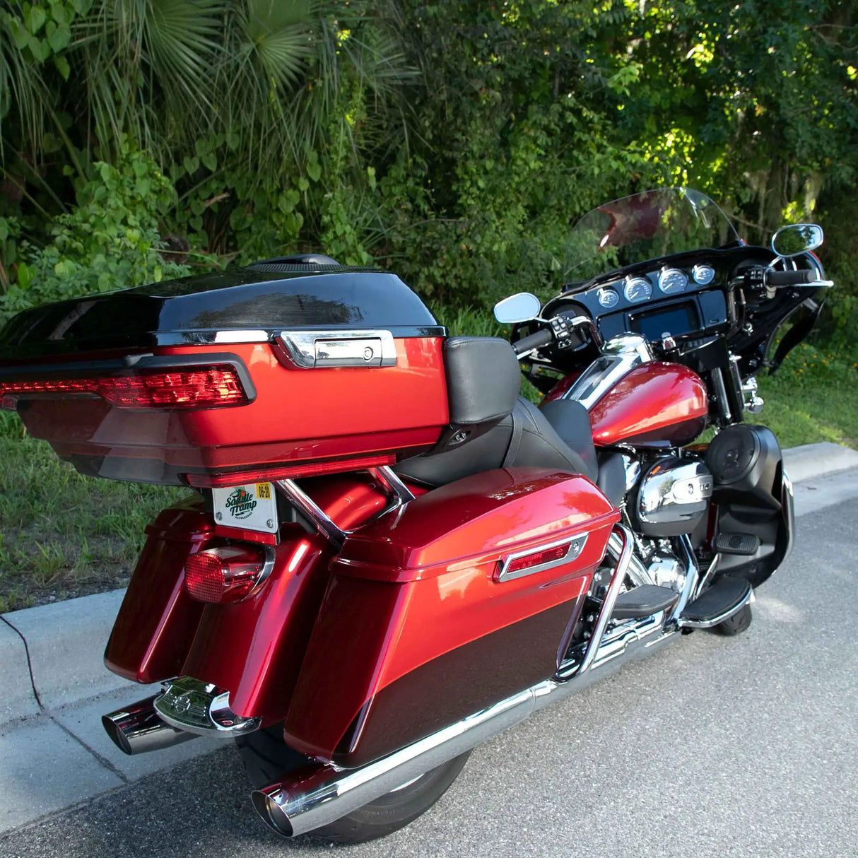 Saddle Tramp Saddle Tramp Tour-Pak Style Lid with Speaker Adapters - Fits Select Harley Davidson 2014-2023.5 BC-TP6914U - Car Audio