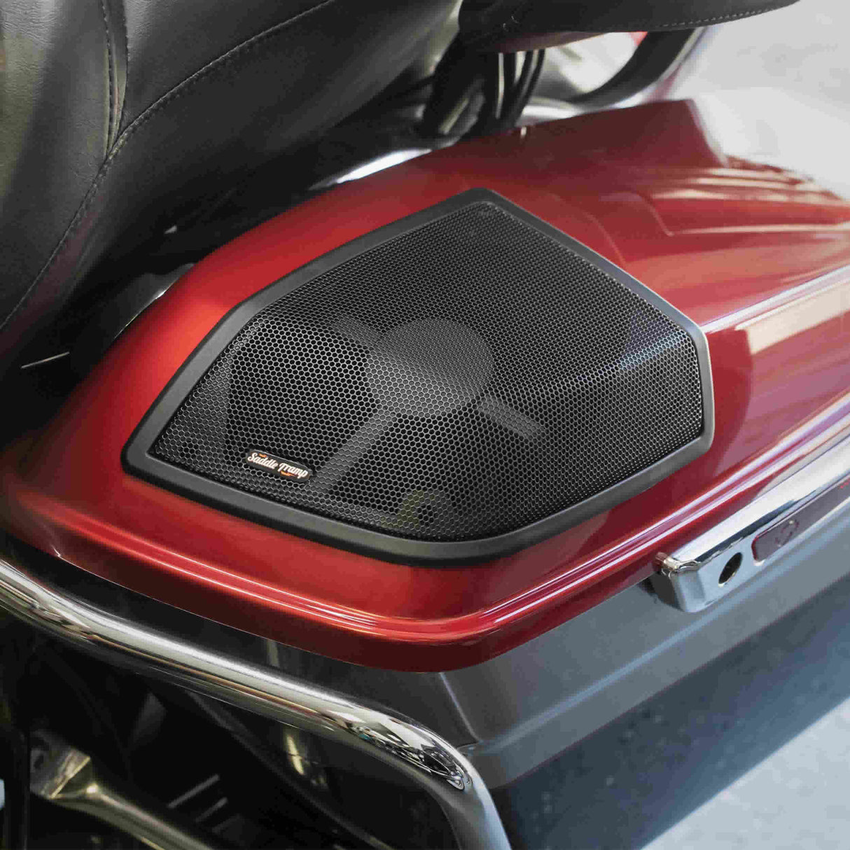 Saddle Tramp Saddle Tramp CUT-IN SADDLEBAG LIDS - FITS HARLEY-DAVIDSON 2014-2023.5 BC-HDC69-2 - Car Audio